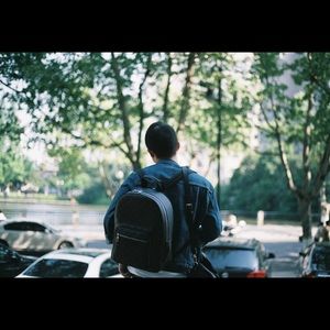 Meet your Posher, Clede